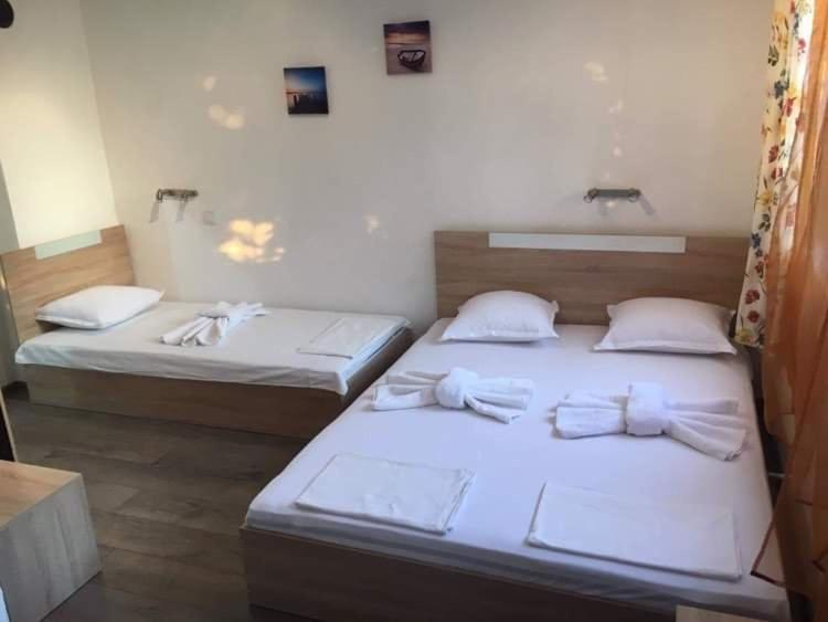 Къща Мечта Hotel Chernomorets Eksteriør billede