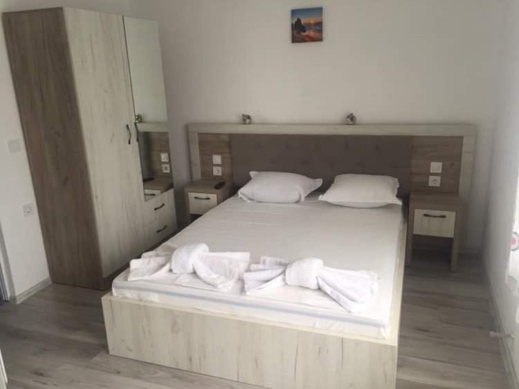 Къща Мечта Hotel Chernomorets Eksteriør billede